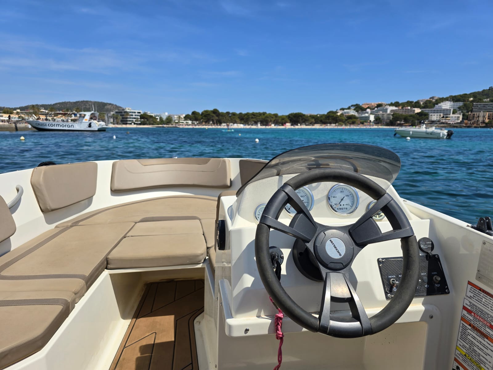 QUICKSILVER 475 AXESS 3